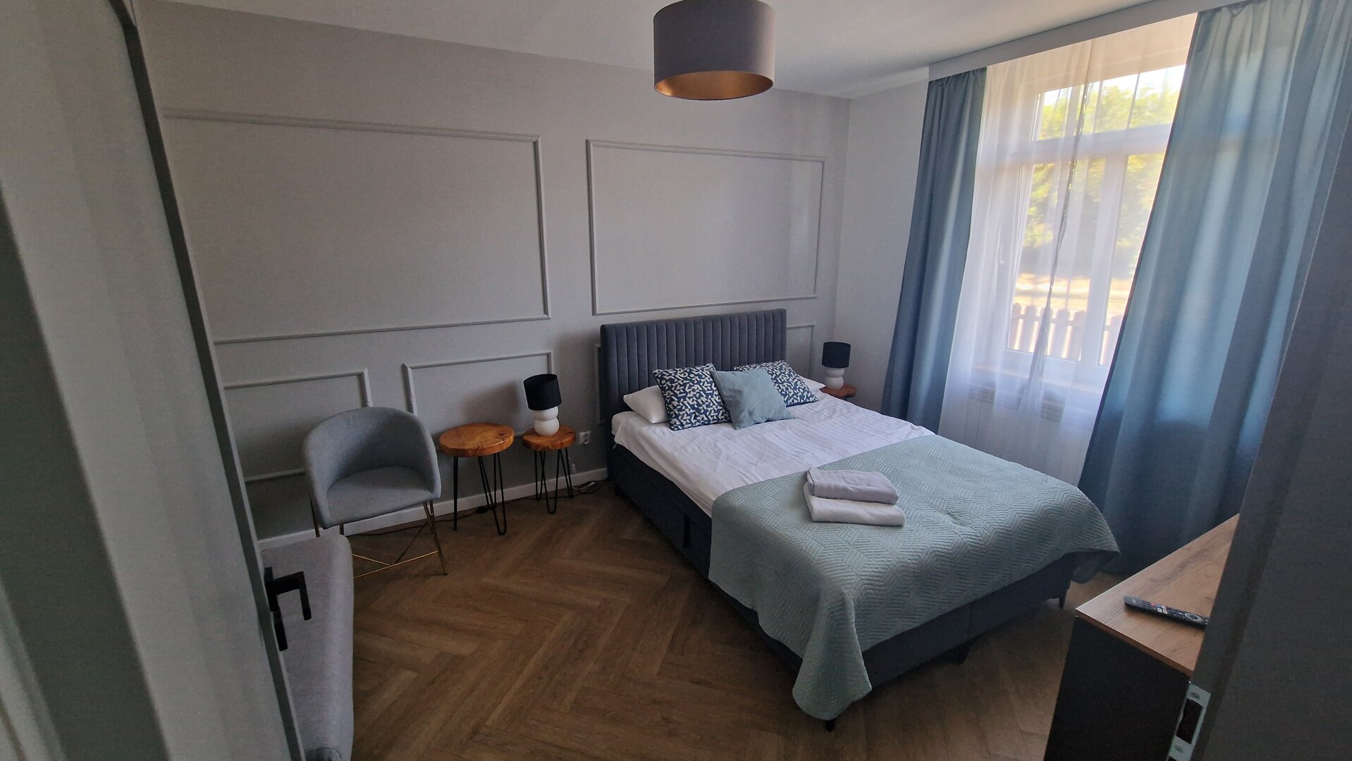 A4 Apartament z 1 sypialnią i kuchnią